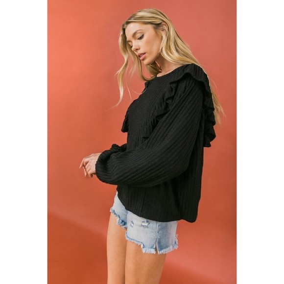 Round Neckline Front Ruffle Detail Knit Top - Picture 4 of 9